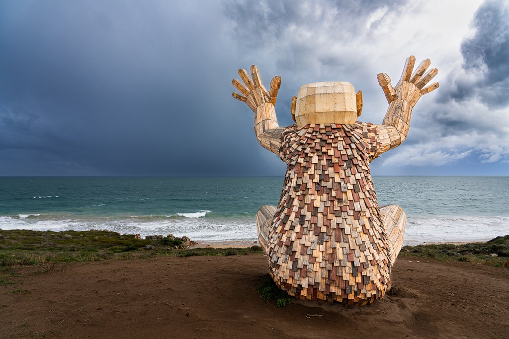 Michael Selge - Storm Summoner