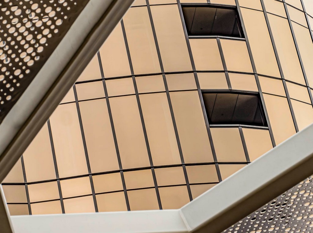 Di Gage - Windows Within a Window