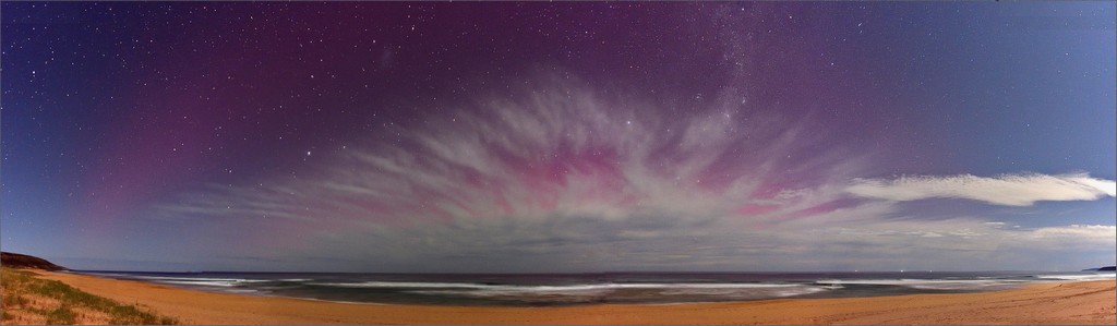 Helen Whitford - Panoramic Aurora
