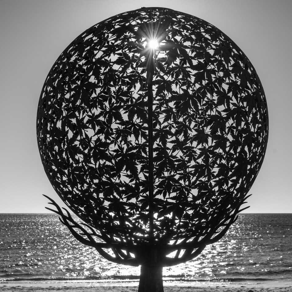 Michael Selge - Sphere