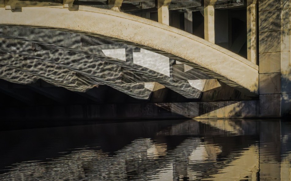 Judy Sara - Under the Bridge