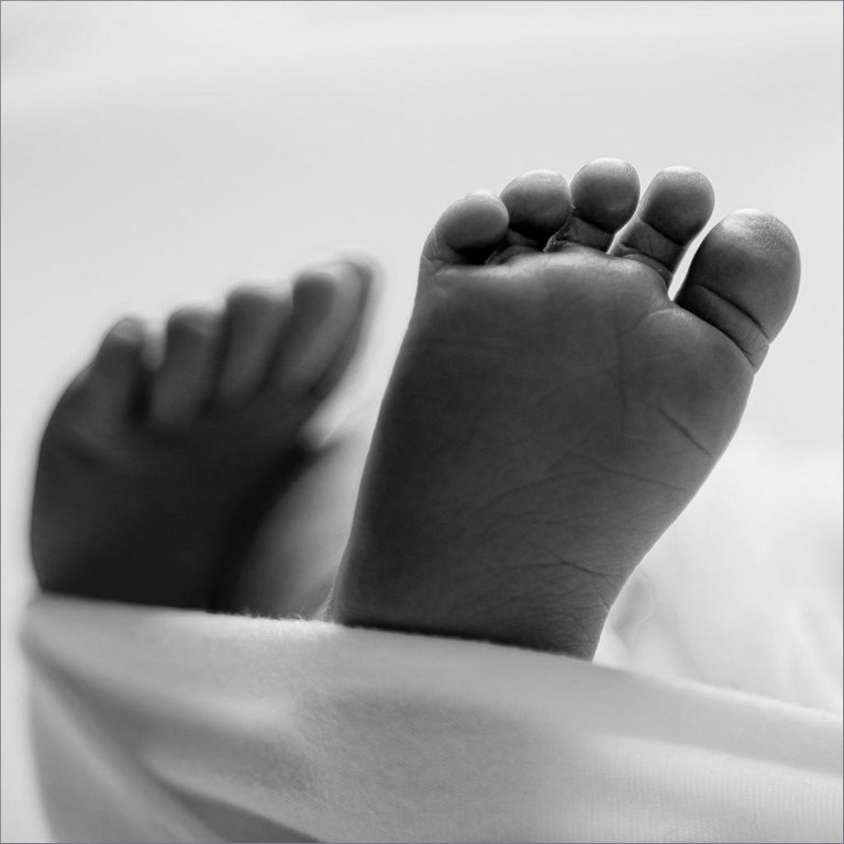 Sarah Bailey - Tiny Toes