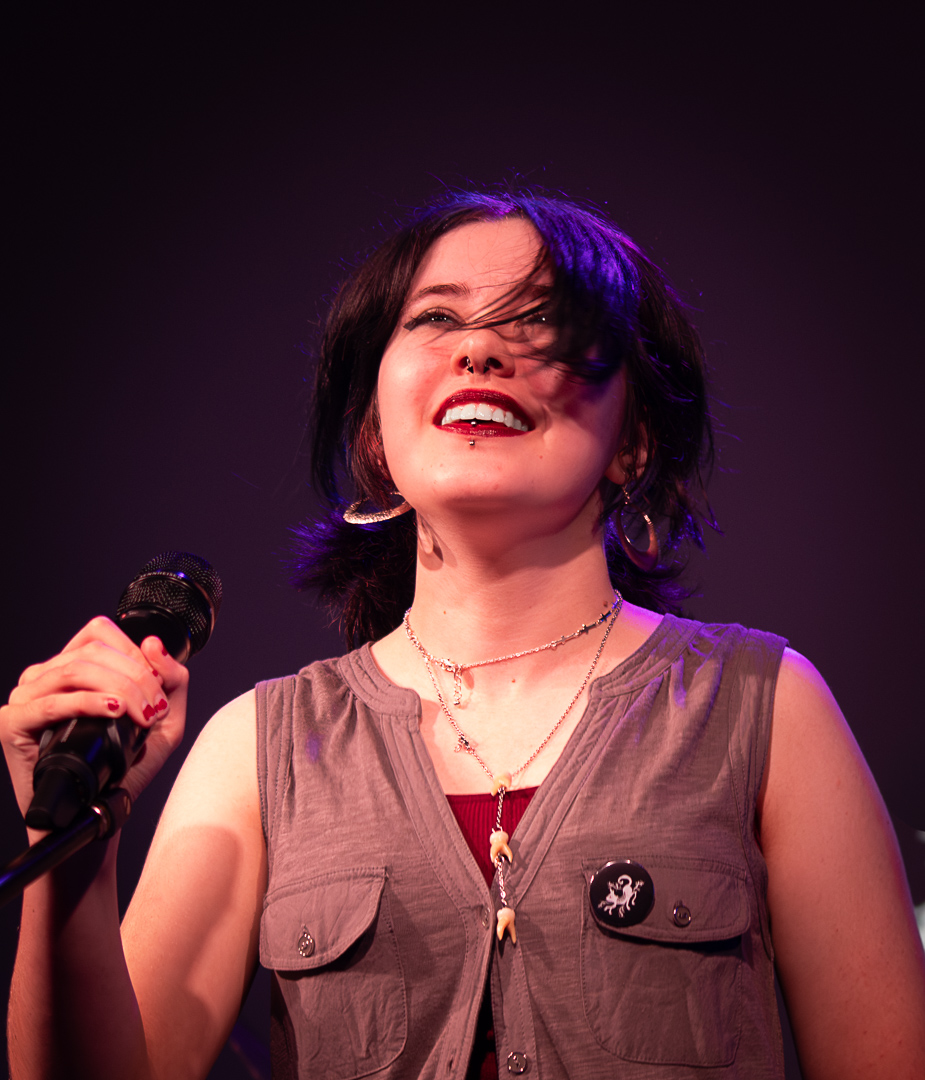 Sue Bell - Rising Star