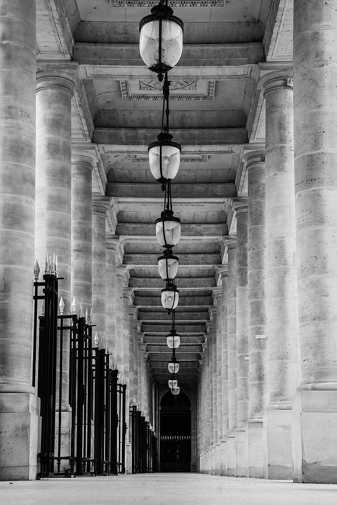 Michael Selge - Columns and Lights